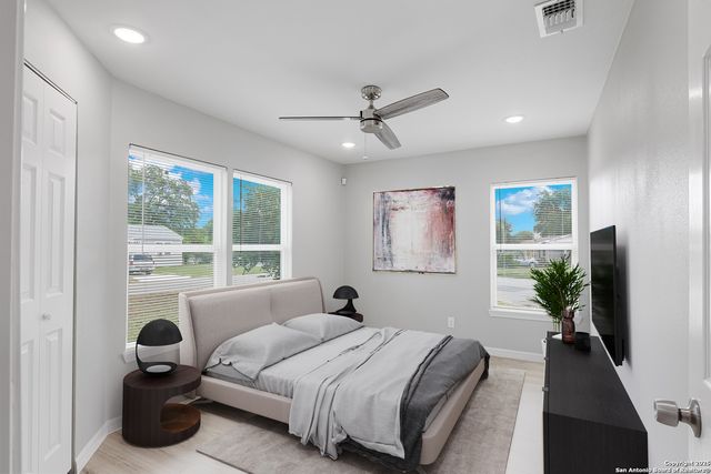 322 Glamis, San Antonio, TX 78223