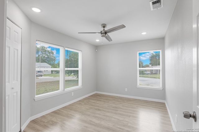 322 Glamis, San Antonio, TX 78223