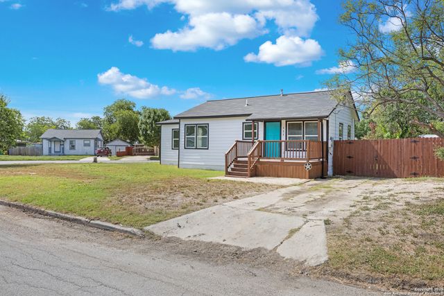 322 Glamis, San Antonio, TX 78223