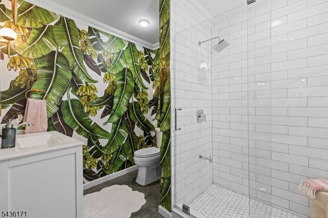 502 Closter Dock Rd, Closter Boro, NJ 07624