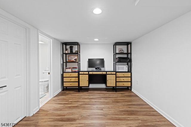 502 Closter Dock Rd, Closter Boro, NJ 07624