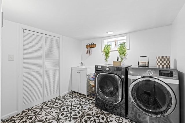 502 Closter Dock Rd, Closter Boro, NJ 07624