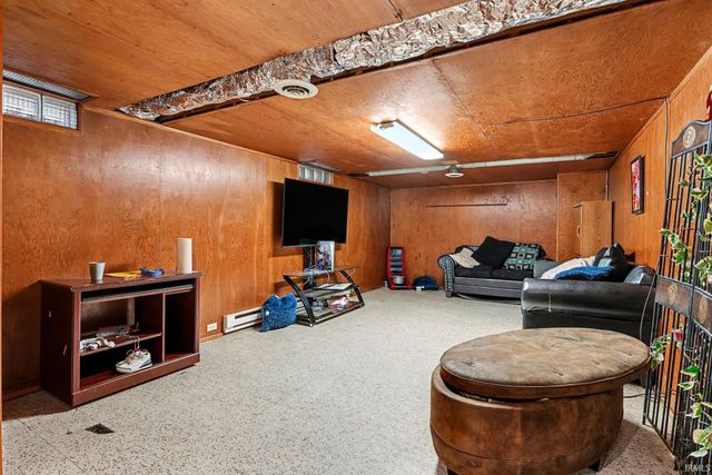 1501 N Huey Street, South Bend, IN 46628