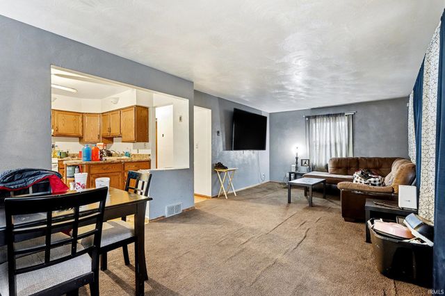 1501 N Huey Street, South Bend, IN 46628