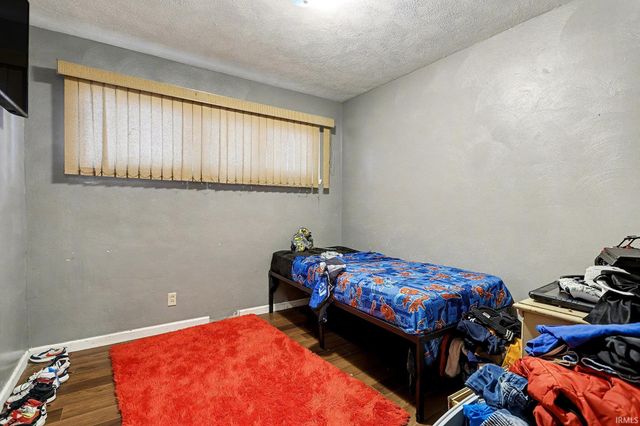 1501 N Huey Street, South Bend, IN 46628