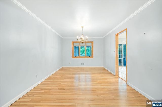18 Dogwood Court, Westwood, NJ 07675