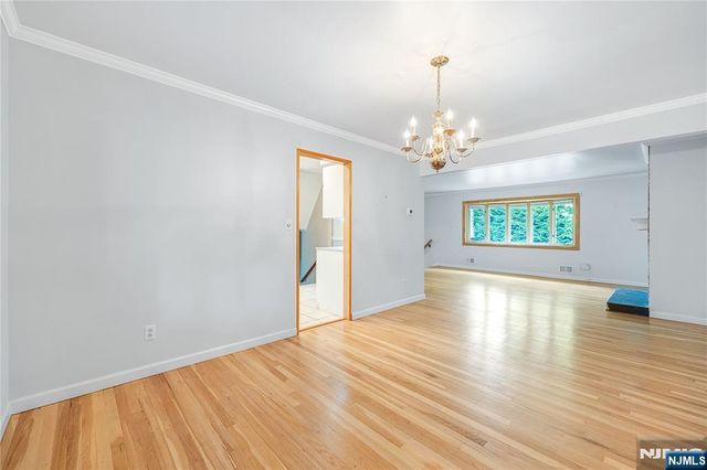 18 Dogwood Court, Westwood, NJ 07675