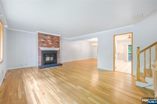 18 Dogwood Court, Westwood, NJ 07675
