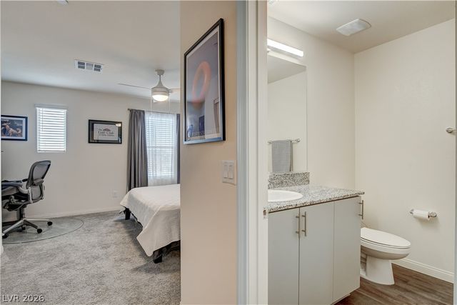 2945 White Selzter Court, Las Vegas, NV 89122