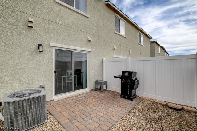 2945 White Selzter Court, Las Vegas, NV 89122