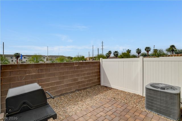 2945 White Selzter Court, Las Vegas, NV 89122