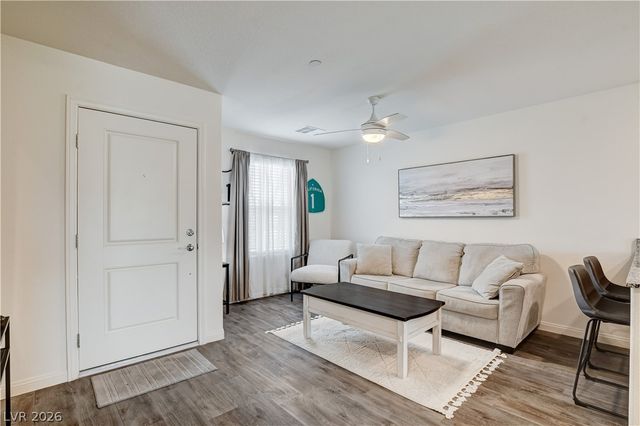 2945 White Selzter Court, Las Vegas, NV 89122