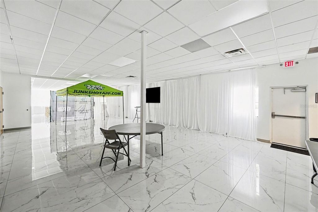 Image 18 of property listing at 2304 E BUSCH BOULEVARD, Tampa, FL 33612