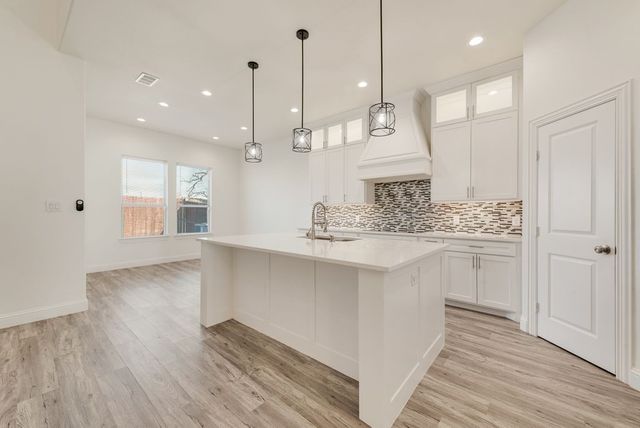 1708 Prestwick Lane, Ennis, TX 75119