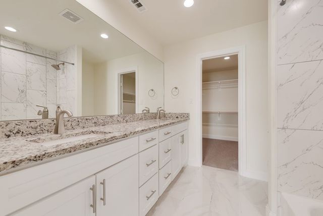 1708 Prestwick Lane, Ennis, TX 75119