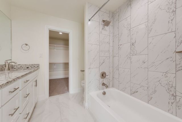 1708 Prestwick Lane, Ennis, TX 75119