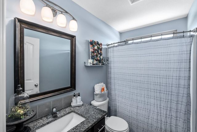 10909 W Hampton Lakes St, Maize, KS 67101