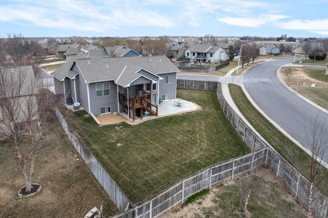 10909 W Hampton Lakes St, Maize, KS 67101