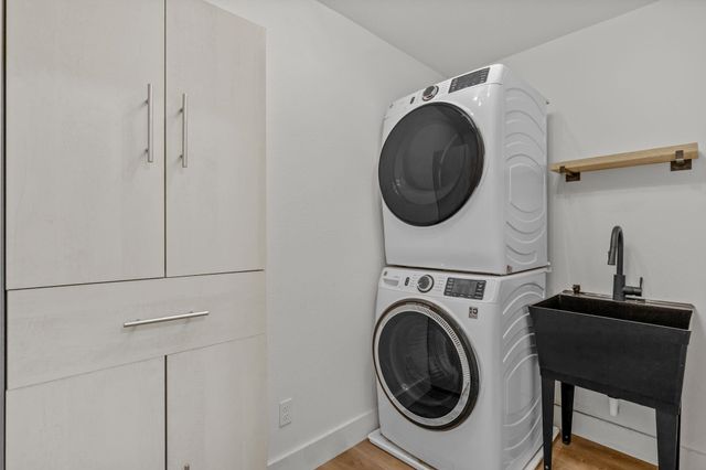 236 Heathwood Dr, Spartanburg, SC 29307