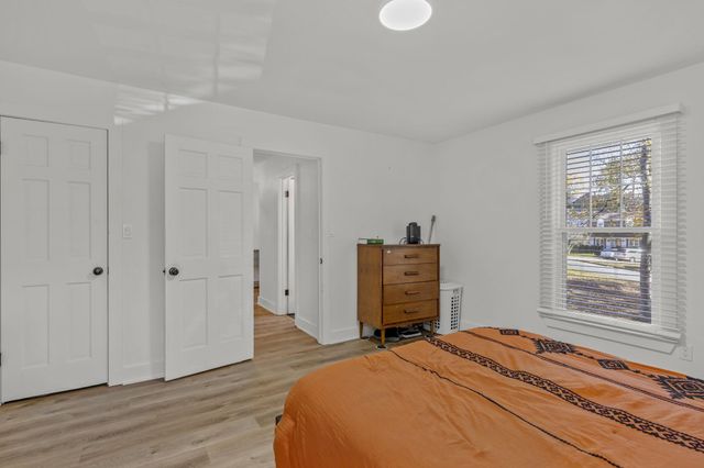 236 Heathwood Dr, Spartanburg, SC 29307