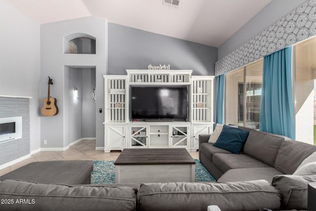 20607 N 39TH Drive, Glendale, AZ 85308