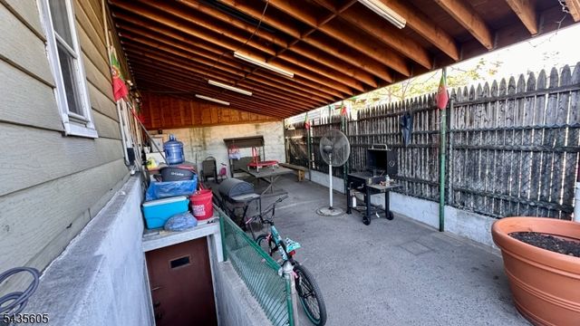 366 Ferry St 2, Newark City, NJ 07105