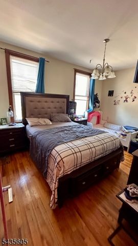 366 Ferry St 2, Newark City, NJ 07105