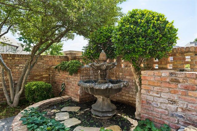 332 Cotswold Drive, Norman, OK 73072