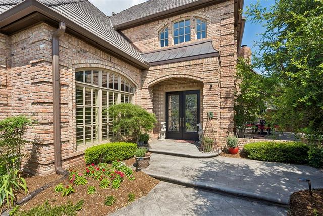 332 Cotswold Drive, Norman, OK 73072