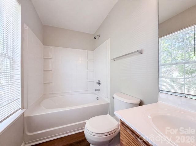 2006 Wexford Way, Statesville, NC 28625