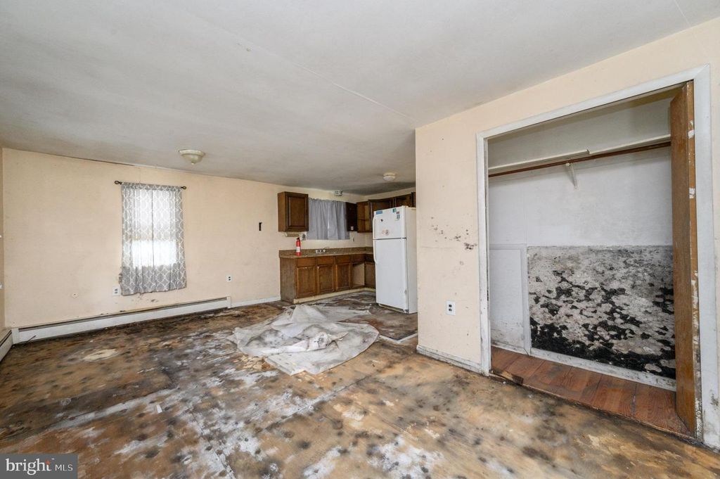 2114 HANOVER BLVD, BROWNS MILLS, NJ 08015 — photo 2