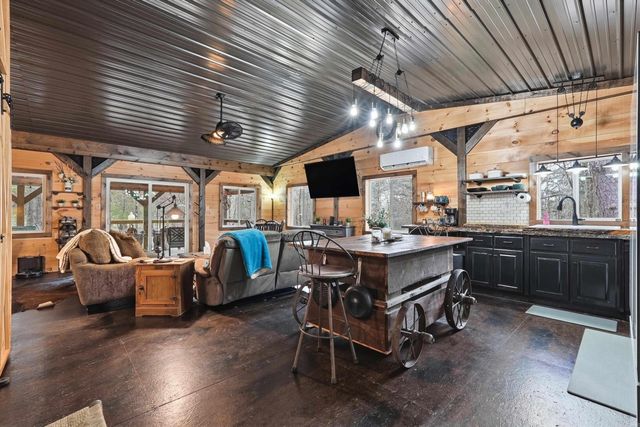 2605 Silver Ridge Rd., Drasco, AR 72530