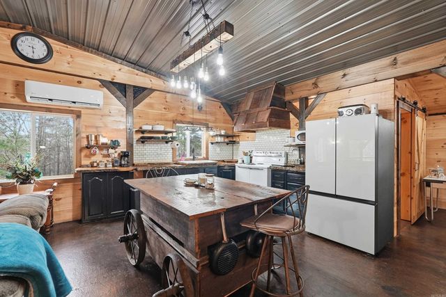 2605 Silver Ridge Rd., Drasco, AR 72530