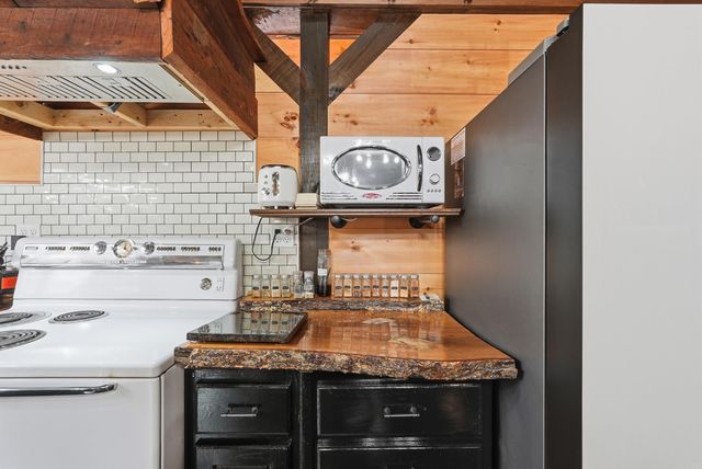 2605 Silver Ridge Rd., Drasco, AR 72530