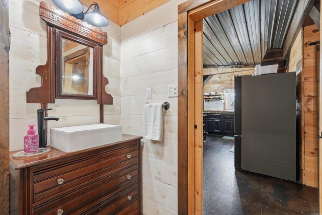 2605 Silver Ridge Rd., Drasco, AR 72530