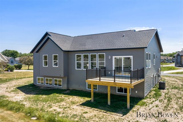 239 W Gardner Street, Sparta, MI 49345