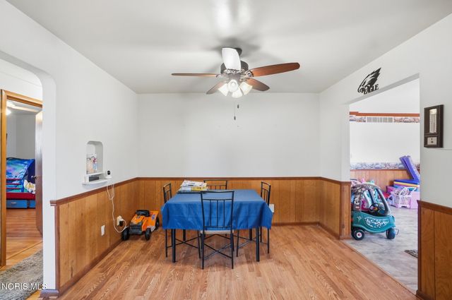 5874 Taylor Avenue, Walbridge, OH 43465