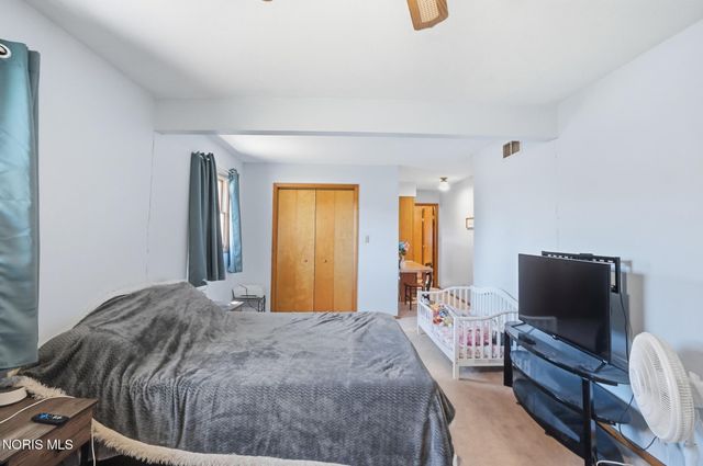 5874 Taylor Avenue, Walbridge, OH 43465