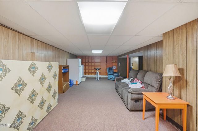 5874 Taylor Avenue, Walbridge, OH 43465