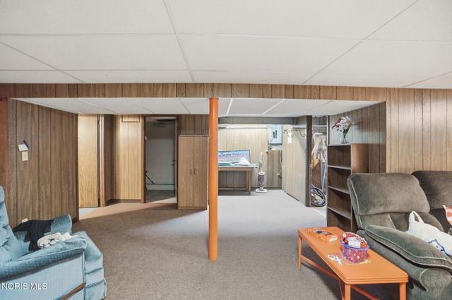 5874 Taylor Avenue, Walbridge, OH 43465