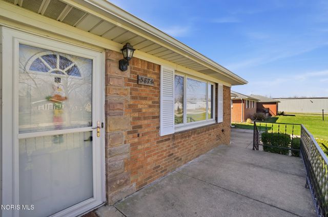 5874 Taylor Avenue, Walbridge, OH 43465