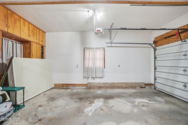 5874 Taylor Avenue, Walbridge, OH 43465