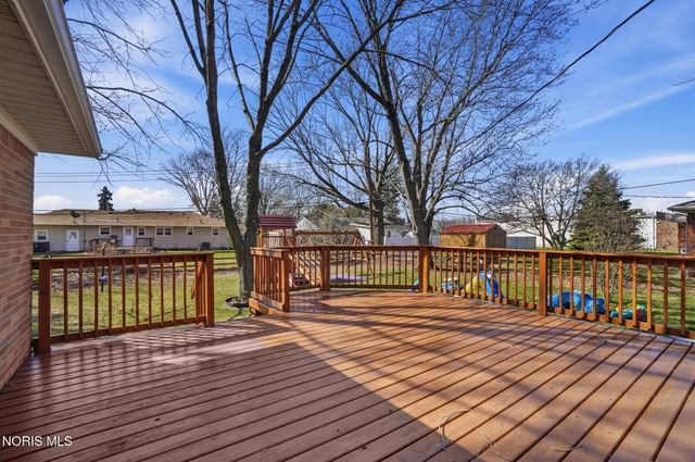 5874 Taylor Avenue, Walbridge, OH 43465