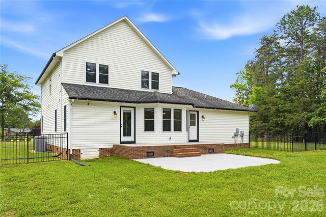 4945 Grassy Creek Road, Denver, NC 28037