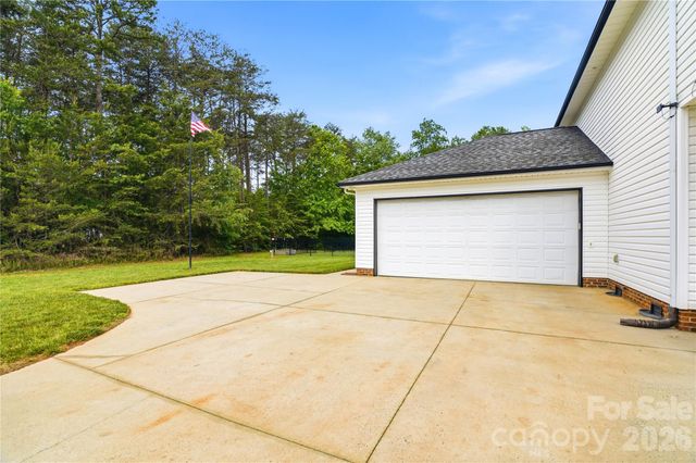 4945 Grassy Creek Road, Denver, NC 28037