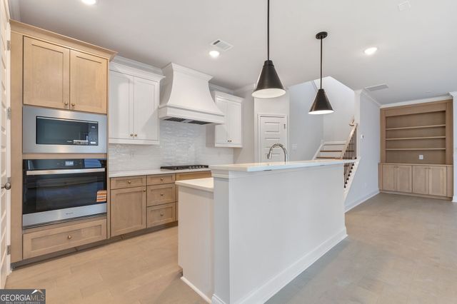 372 Summerville Lane, Athens, GA 30606