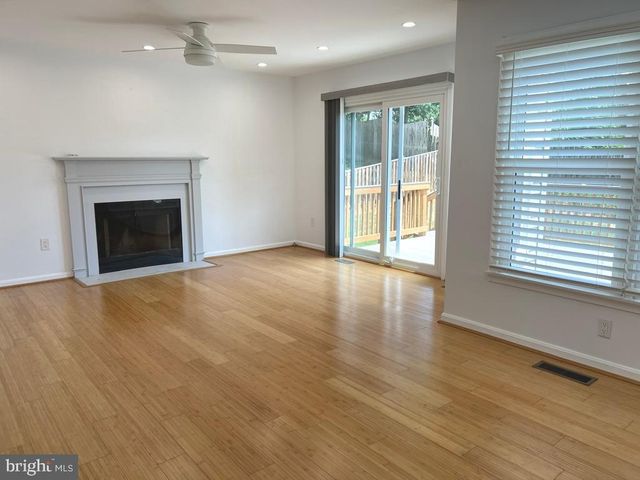 8519 WHEATFIELD WAY SE, Ellicott City, MD 21043