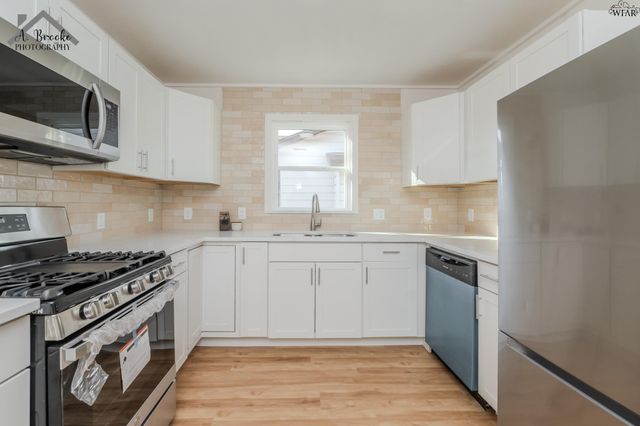 3213 HOLLYWOOD AVENUE, Wichita Falls, TX 76309