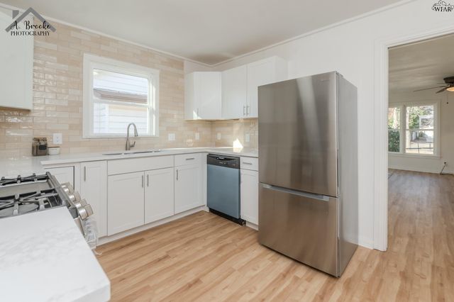 3213 HOLLYWOOD AVENUE, Wichita Falls, TX 76309