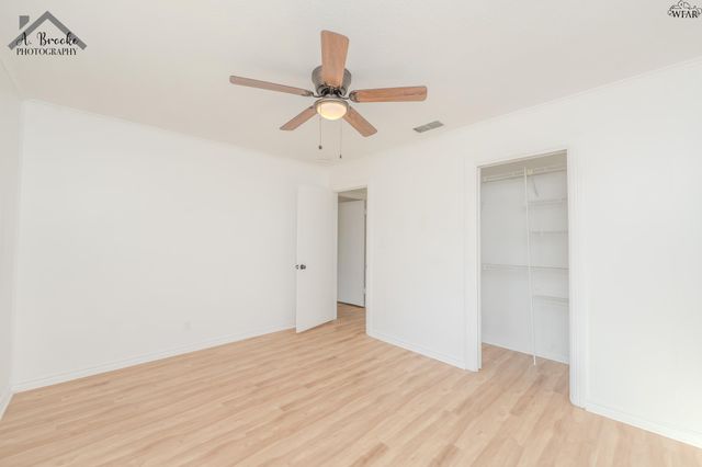 3213 HOLLYWOOD AVENUE, Wichita Falls, TX 76309